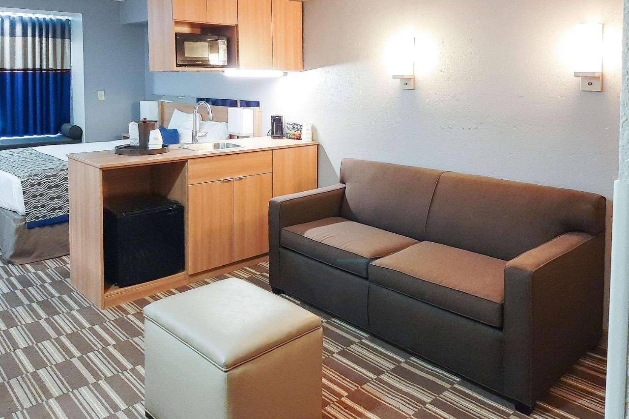 Starkville Inn & Suites 外观 照片