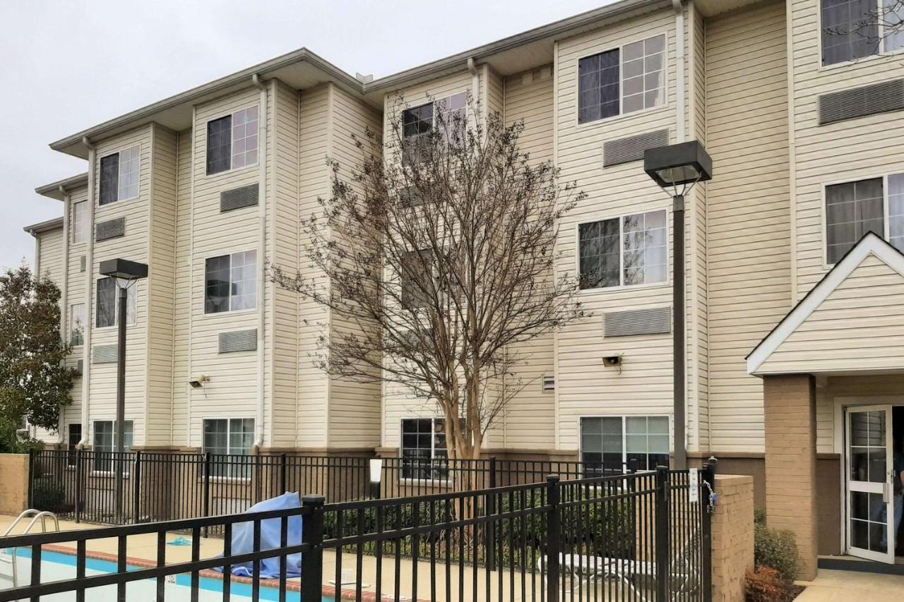 Starkville Inn & Suites 外观 照片