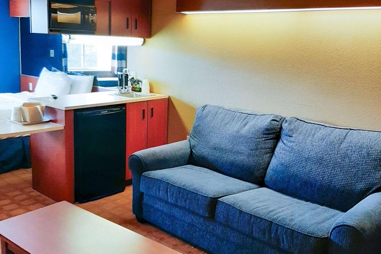Starkville Inn & Suites 外观 照片